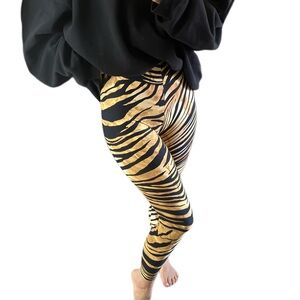 Booty by brabants Zebra Print High-Waisted Leggings Sz m